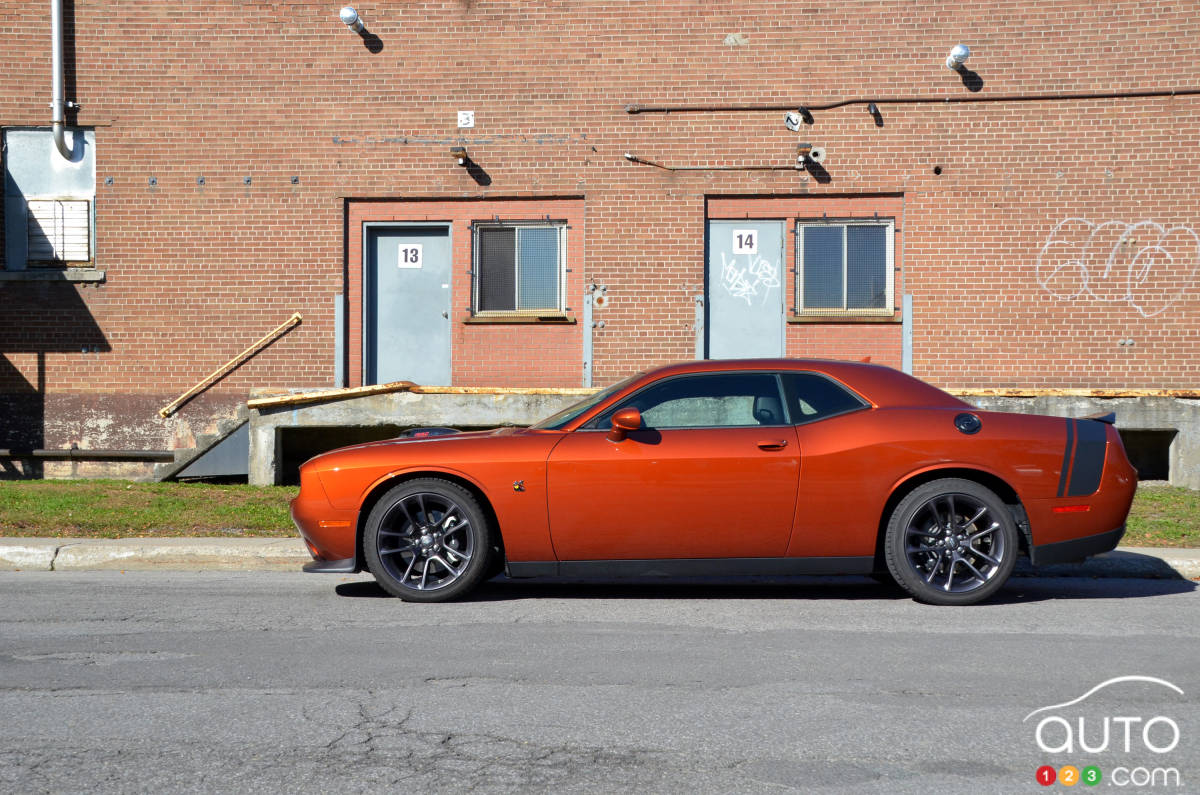 Dodge Challenger R/T Scat Pack 2020, profil